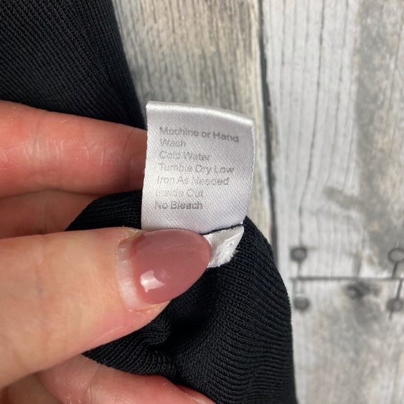 Ming Wang High-Neck Knit Tank in Black Size Medium. - Picture 8 of 13